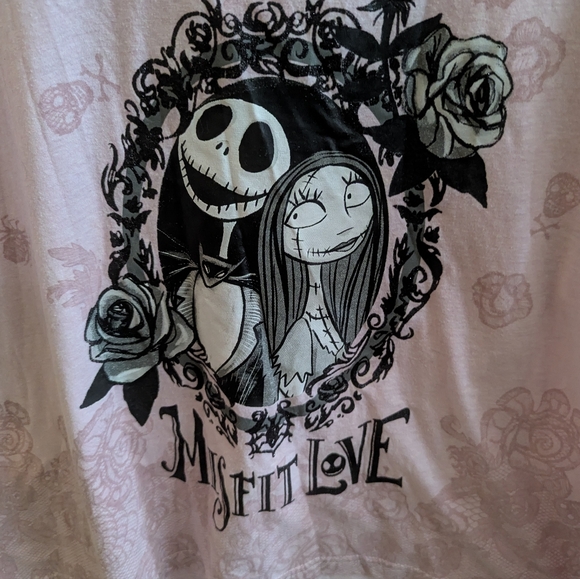 Disney Nightmare Before Christmas MISFIT LOVE Women's 2XL Graphic Print T-shirt - Picture 3 of 12